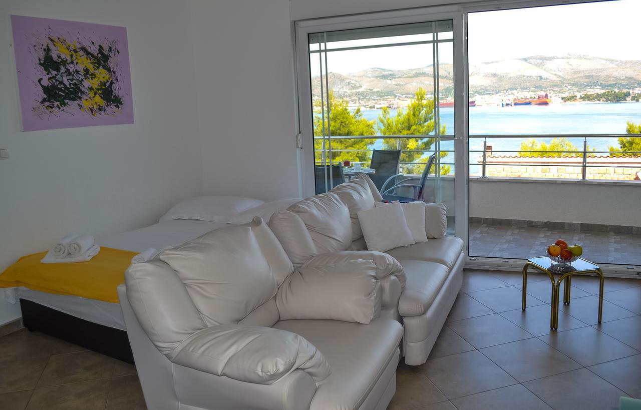 Apartments Oklopcic Trogir Exterior photo